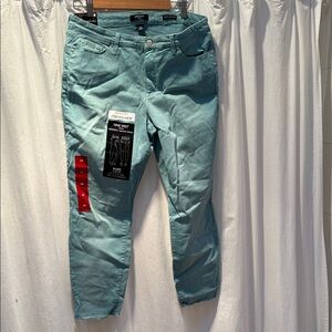 Nine West Stretch Jeans— Seafoam Green with frayed bottom edge Skinny Jeans